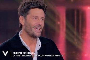 Filippo Bisciglia a Verissimo: "Quando è finita con Pamela Camassa è stato difficile restare solo" Filippo Bisciglia a Verissimo: "Quando è finita con Pamela Camassa è stato difficile restare solo"