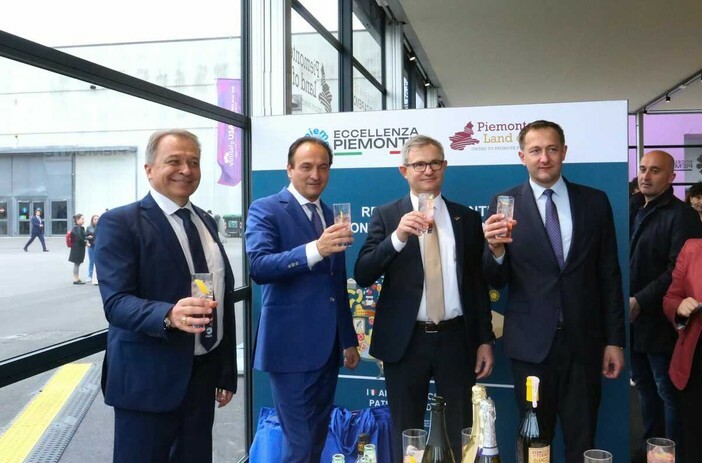 Al Vinitaly il Piemonte incontra l'Ue e chiede più peso per le regioni e aiuto con i carburanti (Video)