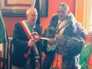 Carnevale a Cannobio: il sindaco consegna le chiavi a Re Busecon Carnevale a Cannobio: il sindaco consegna le chiavi a Re Busecon