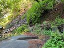 Frana ad Agrano, la strada rimane chiusa per la presenza di materiale instabile FOTO E VIDEO
