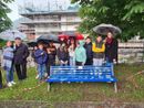 Inaugurata la nuova panchina blu del parco giochi di Bagnella