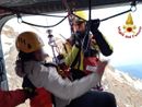 Escursionista inglese bloccata sul Monte Poggio Croce salvata dall’elicottero Drago 150 Escursionista inglese bloccata sul Monte Poggio Croce salvata dall’elicottero Drago 150