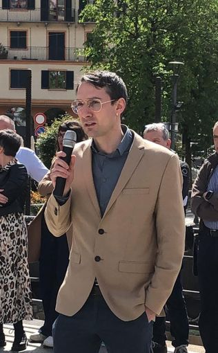 Joris Freschini nuovo segretario del circolo Nadia Gallarotti di Omegna Joris Freschini nuovo segretario del circolo Nadia Gallarotti di Omegna