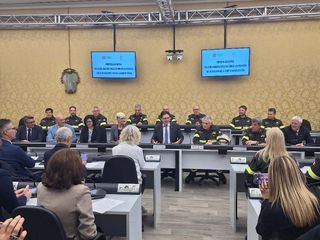 Protocollo tra Regione e Vigili del fuoco Protocollo tra Regione e Vigili del fuoco