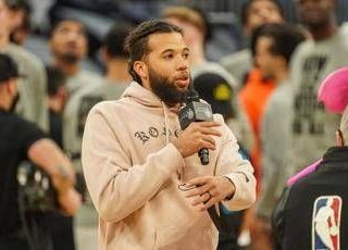 Da rookie dell'anno in Nba a... pugile: la nuova vita di Carter-Williams