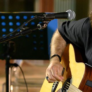 Filippo Graziani inaugurerà la 26a edizione dell’Ossola Guitar Festival