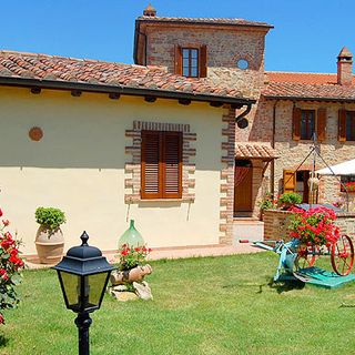 Coldiretti: &quot;Prioritario riaprire la ristorazione e far ripartire il turismo con la carta verde&quot;