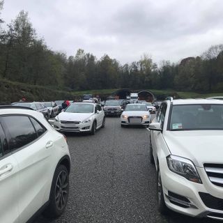 Come si muovono gli italiani oggi: meno spostamenti, più spesa