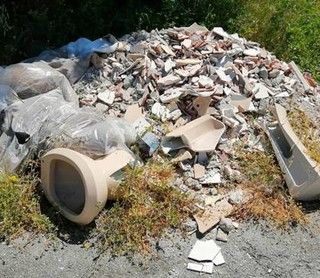 Canton Ticino, un'indagine sul fenomeno dei rifiuti abbandonati