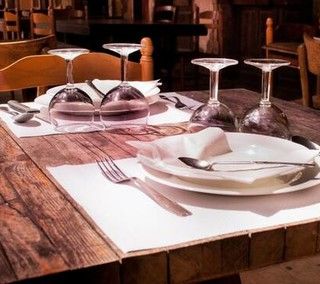 Da domani riaperture di bar e ristoranti anche al chiuso