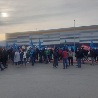 Sciopero lavoratori Amazon, la politica piemontese solidale con la protesta