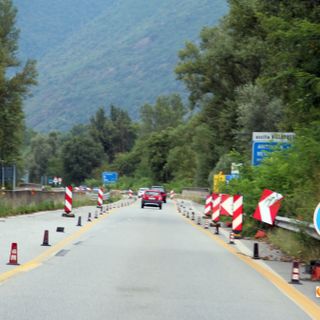 Il restringimento sulla superstrada a Villadossola: la situazione è così da ormai 2 anni