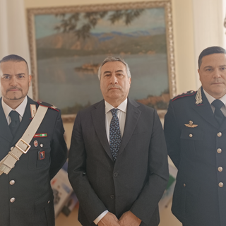 Il prefetto Formiglio incontra il carabiniere eroe