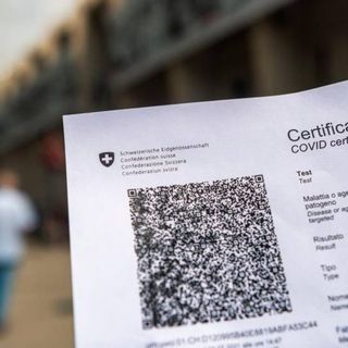 Nuove regole per l’entrata in Svizzera e per rilascio Green Pass a chi è vaccinato all’estero