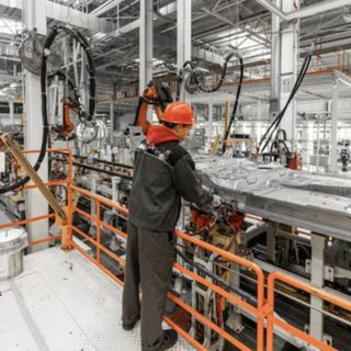 A luglio previste 30 mila assunzioni dalle imprese piemontesi, ma meccanici, montatori e riparatori sono quasi introvabili