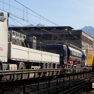 Divieto di dimora nel Vco per il cittadino moldavo sorpreso a rubare  sul treno