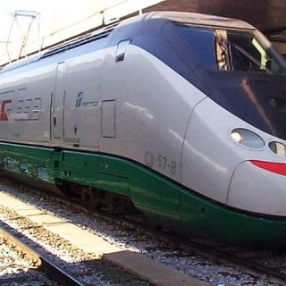Viaggi di Natale, Federconsumatori denuncia: &quot;Rincari inaccettabili&quot;