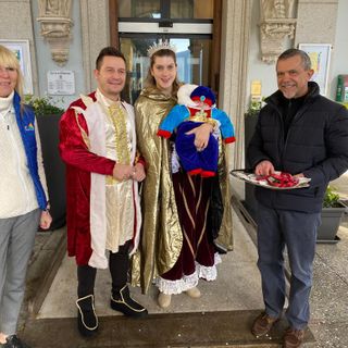 Al via il Carnevale, la famiglia reale omegnese quest'anno è più numerosa FOTO