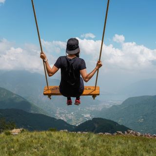 Installate due nuove altalene Swing the World nelle Centovalli