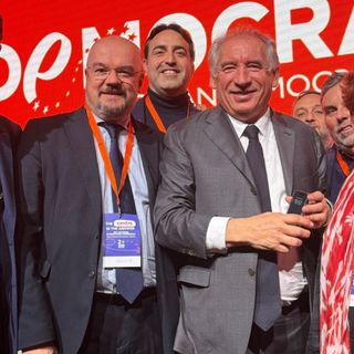 Borghi sul nuovo presidente francese Bayrou: "Una lezione che vale anche per l'Italia" Borghi sul nuovo presidente francese Bayrou: "Una lezione che vale anche per l'Italia"