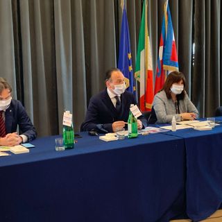 Cirio conferma: &quot;Da lunedì tutte le scuole ossolane chiuse&quot;