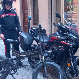 Ruba una bicicletta elettrica, ma viene individuato dai carabinieri: denunciato un 29enne verbanese