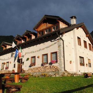 Riapre il rifugio di Parpinasca