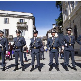 Aperto il concorso per 1330 allievi marescialli della Guardia di Finanza
