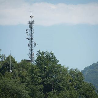 Il Piemonte in prima linea contro il divario digitale montano: 4 milioni per la connessione nelle valli