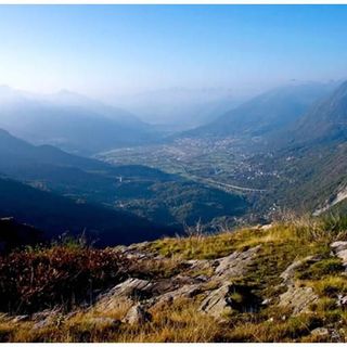 Con la siccità scarseggiano acqua e foraggio negli alpeggi