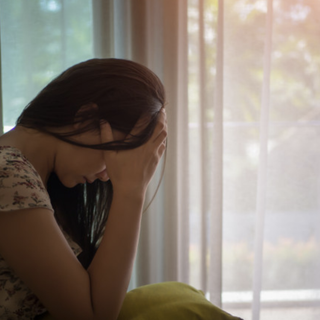 Non basta una mimosa: i diritti delle donne passano anche dal contrasto alla violenza