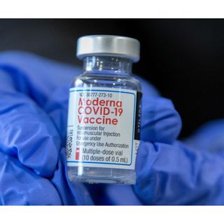 Lunedì i vaccinati sono stati 26 mila. Da oggi al via le preadesioni per la fascia 55-59 anni