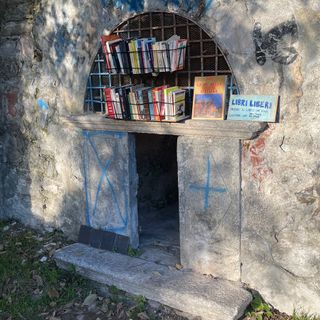 Funziona lungo la Selasca l’esperienza “Libri Liberi”