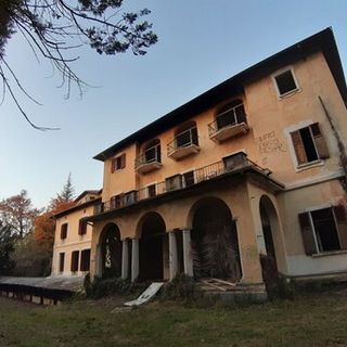 Progetto da 63 milioni per recuperare ex colonia Motta, i verbanesi “fanno il tifo”