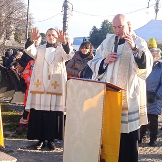 Benedizione di Sant’Antonio in piazza Garibaldi con la partecipazione degli animali da soccorso  FOTO