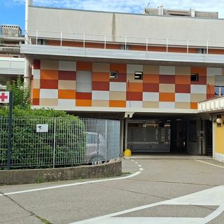 Nuova cartellonistica al Dea di Verbania, modifiche all'accesso da via Crocetta