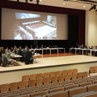 Trasporto locale e Villa Taranto accendono il dibattito in consiglio comunale