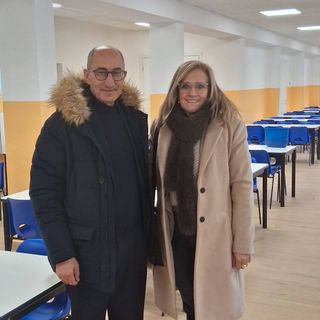 Vincenzo Calabria, dirigente scolastico dell’istituto comprensivo “Fogazzaro-Rebora” e Marcella Severino