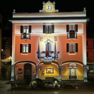 Il Comune di Baveno sostituisce i vecchi fari con illuminazione a Led