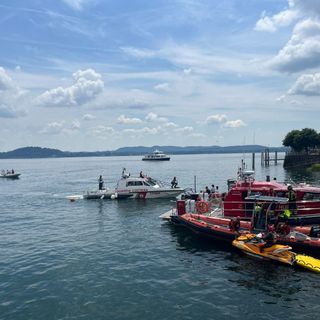 Incendio su una nave passeggeri, esercitazione sul lago Maggiore
