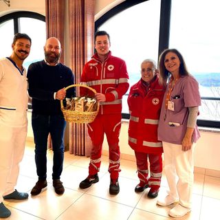 Dolce Natale: i nonni della Residenza Arcadia preparano dolci per i meno fortunati Dolce Natale: i nonni della Residenza Arcadia preparano dolci per i meno fortunati