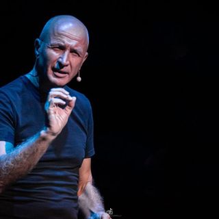 Domenico Iannacone conclude la rassegna “Noi fragili, noi immortali” di Pallium