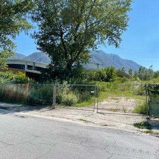 &quot;Quando inaugurerà parte del palazzetto dello sport?&quot;