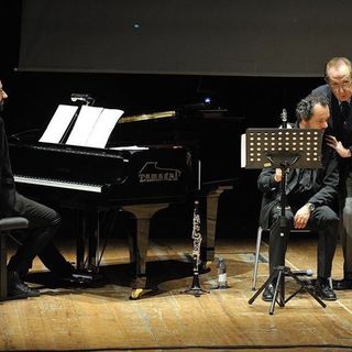 Michele Mirabella in scena a Il Maggiore