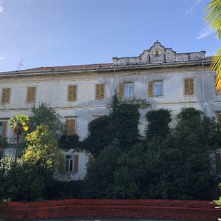 Una quarantina di appartamenti sul campetto dei Salesiani a Intra