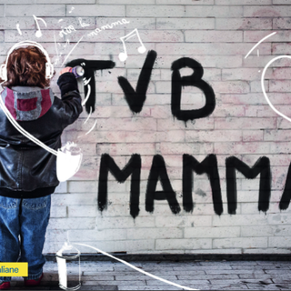 Poste Italiane dedica due cartoline filateliche alla Festa della Mamma
