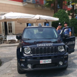 Arrestato spacciatore: gli stupefacenti venivano ordinati via smartphone