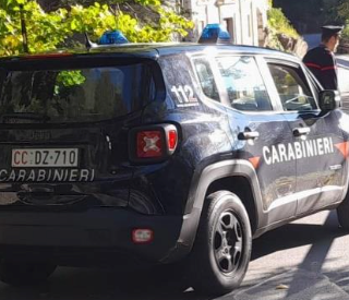 Denunciato per porto abusivo di coltello un 32enne svizzero