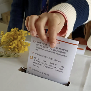 Voto nelle scuole per il consiglio comunale dei ragazzi di Verbania