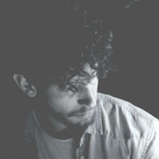 Riccardo Roveda: Note a Lume di Candela tra Classica, Jazz ed Elettronica